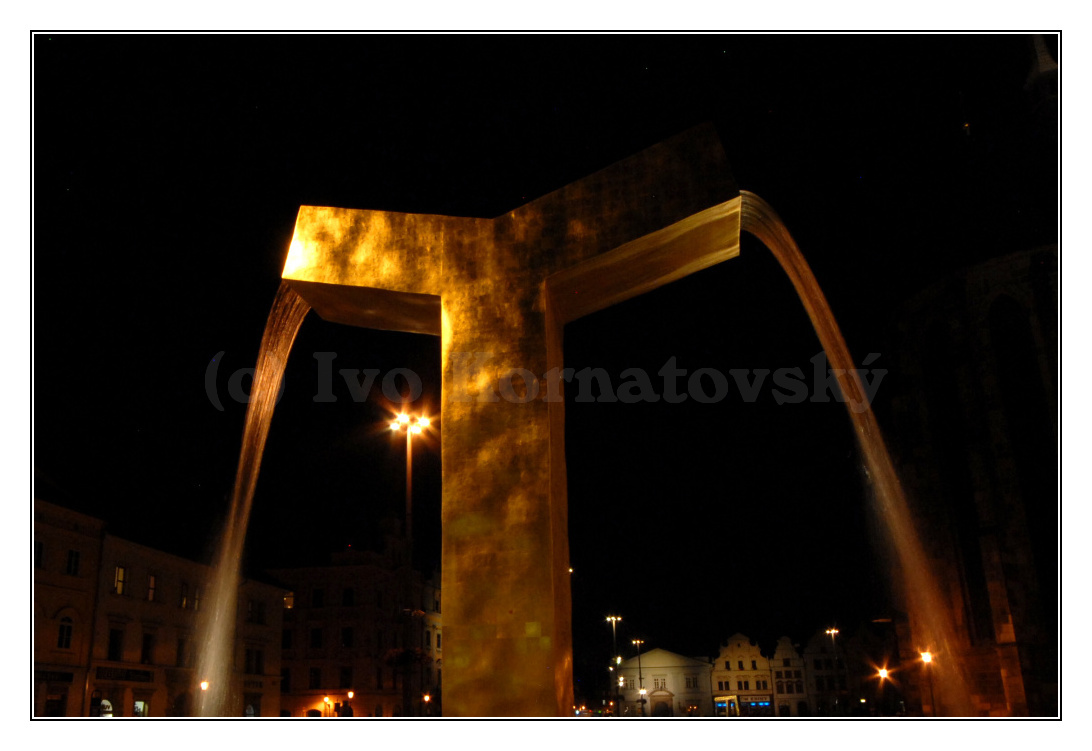 noční Plzeň